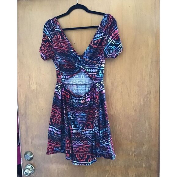 Cute Boho Aztec Print Summer Mini Dress Sz Juniors Large - Picture 2 of 2